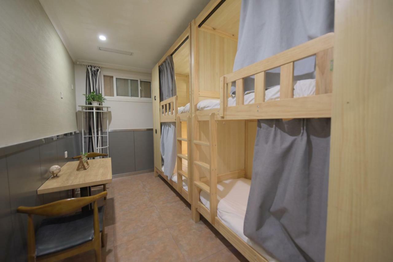 Tours * Soho Garden Hotel Шанхай Екстериор снимка